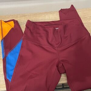 Cotopaxi Women's Burgundy Leggings